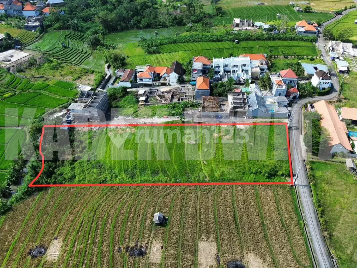 Disewakan Tanah Los Sungai View Sawah di Abasan Berawa, Canggu – Lingkungan Villa Eksklusif
