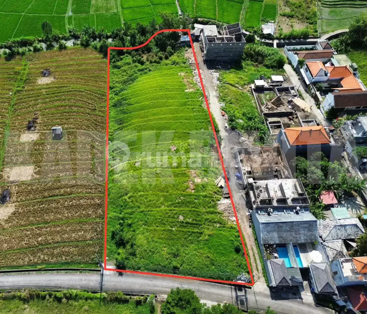 Disewakan Tanah Los Sungai View Sawah di Abasan Berawa, Canggu – Lingkungan Villa Eksklusif