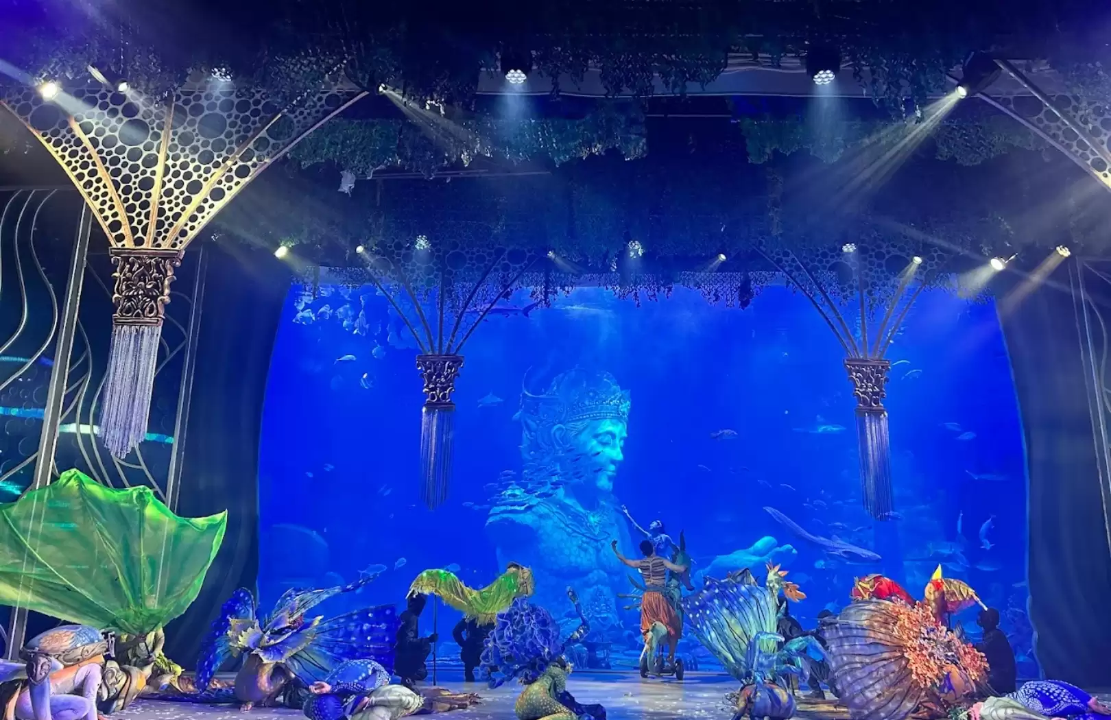 Varuna Deluxe (Regular Dining) at Bali Safari & Marine Park