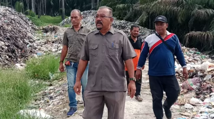 Pastikan Pengelolaan Sampah Optimal, Kadis LH Rohil Tinjau Langsung Jalur Pujud–Bagan Batu