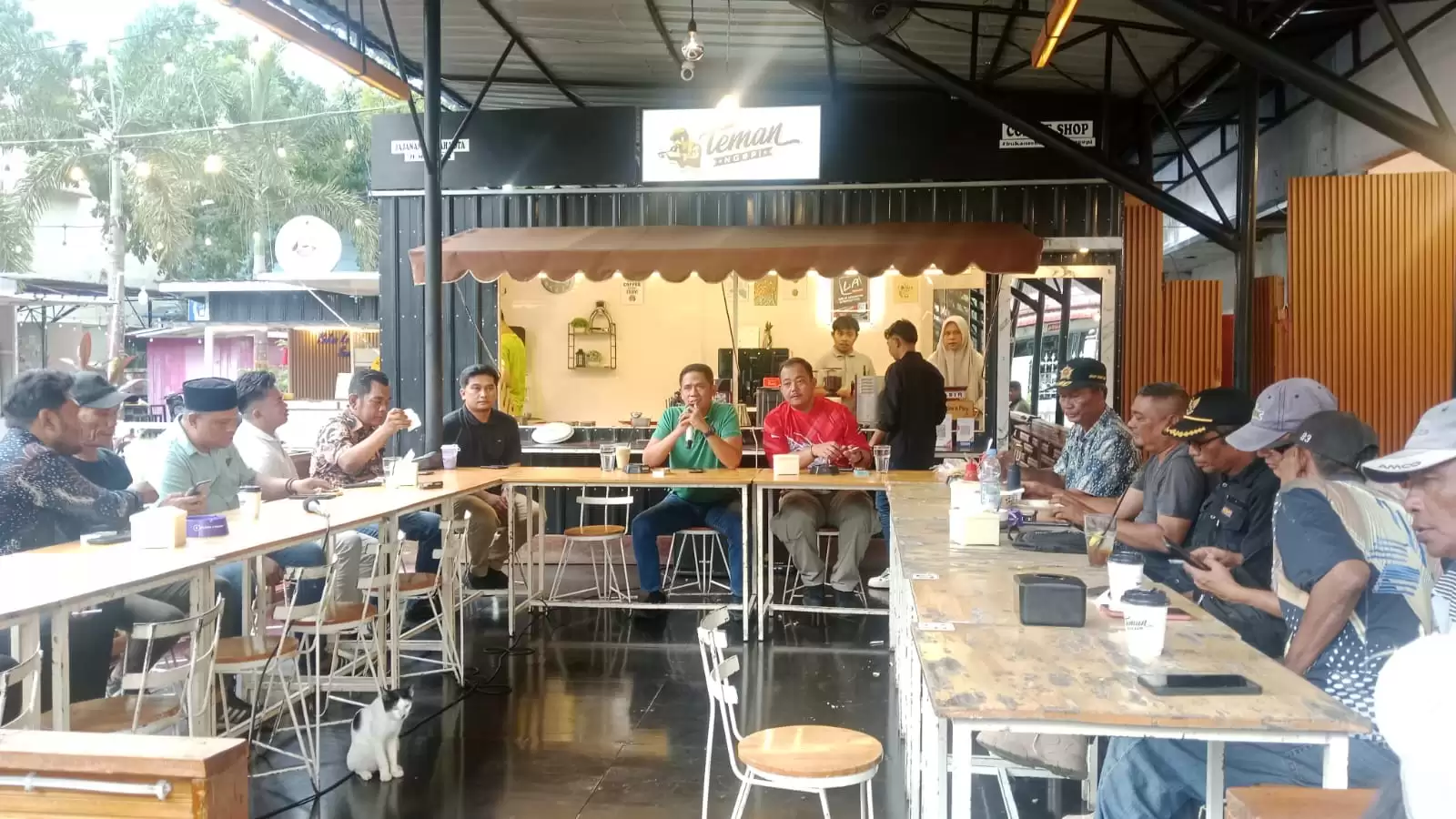 Sebelum Pindah Tugas ke Sulawesi Barat, Kajari Rohil Gelar Coffee Sore Bersama Insan Pers, Mahasiswa, dan LSM