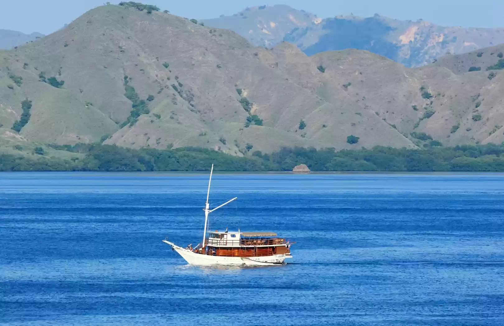 Komodo Liveaboard Cruise (3 Days / 2 Nights)