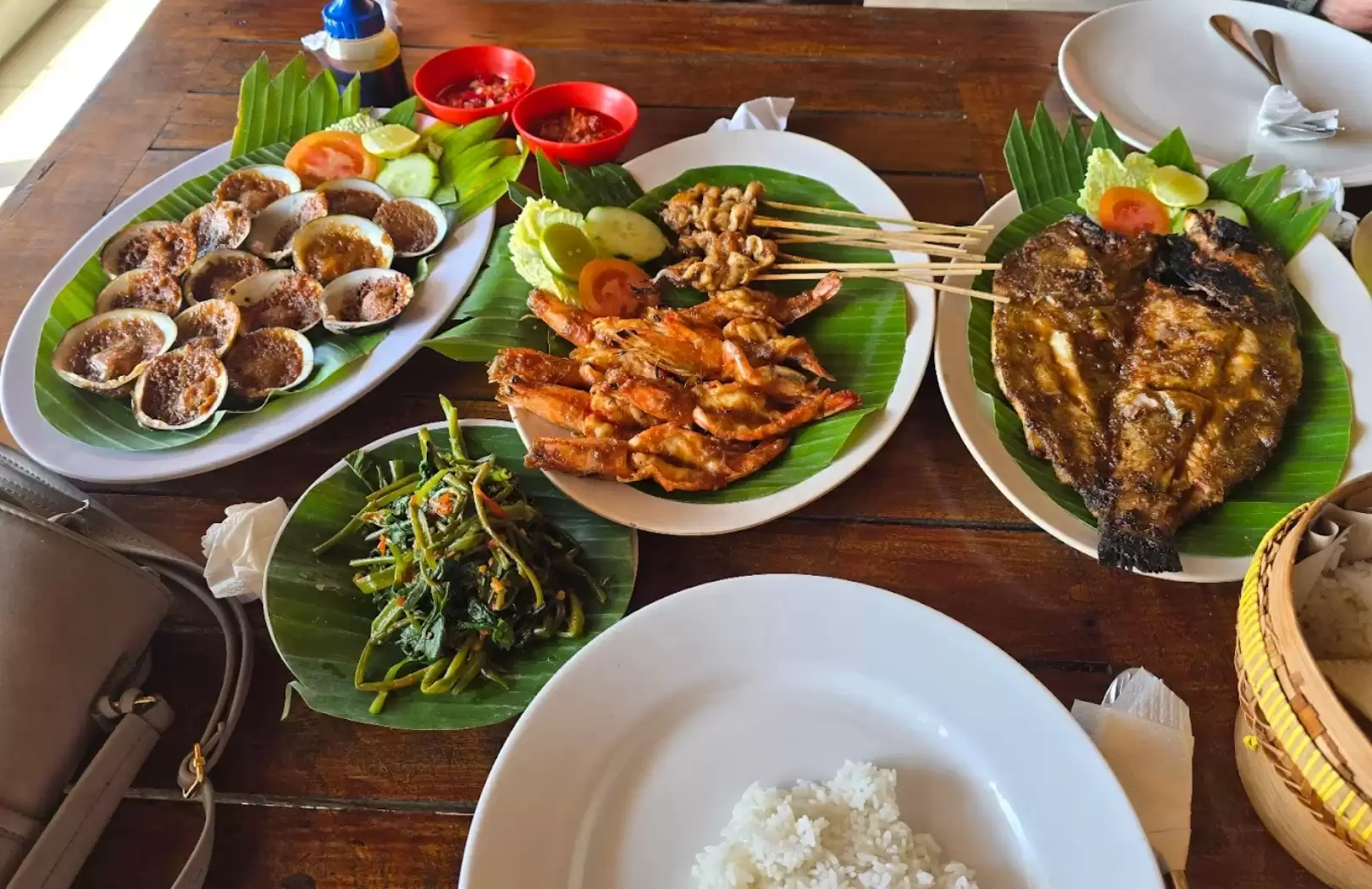 Catering & Takeaway Service4