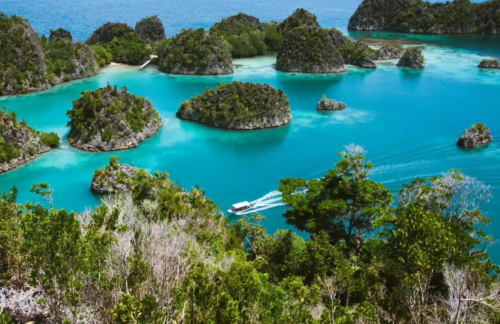 PAPUA & RAJA AMPAT – “Raja Ampat Dream Escape” (7 Days / 6 Nights)