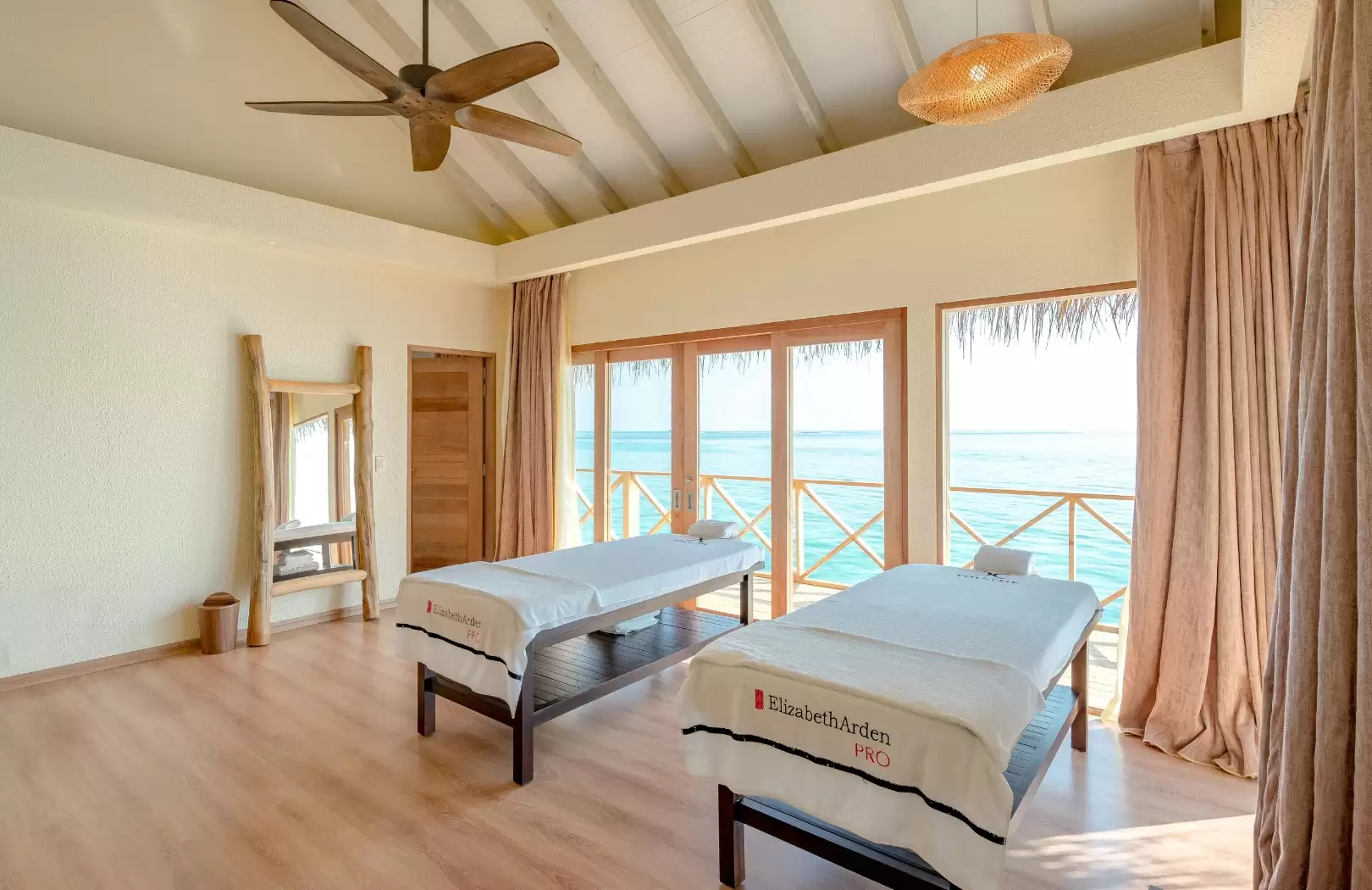 Resort en Bord de Mer à Gili Air – “Harmony Resort & Spa”