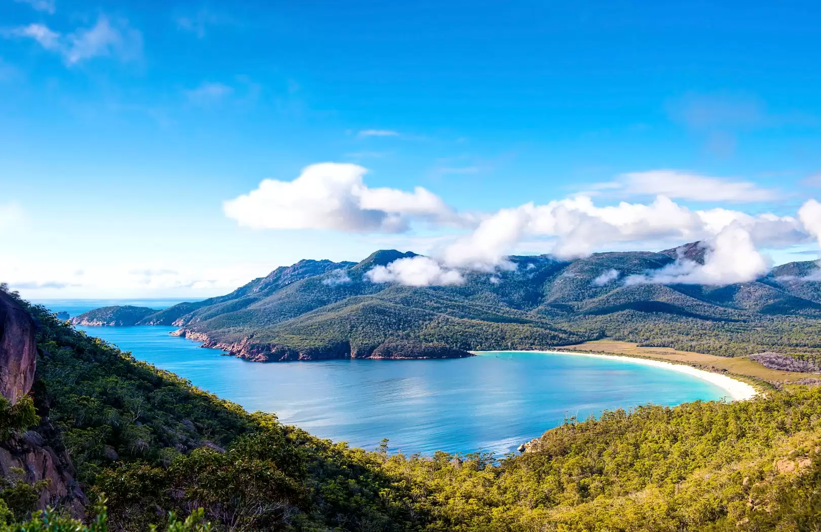 Komodo Speed Boat - Full Day Trip 6 Destination