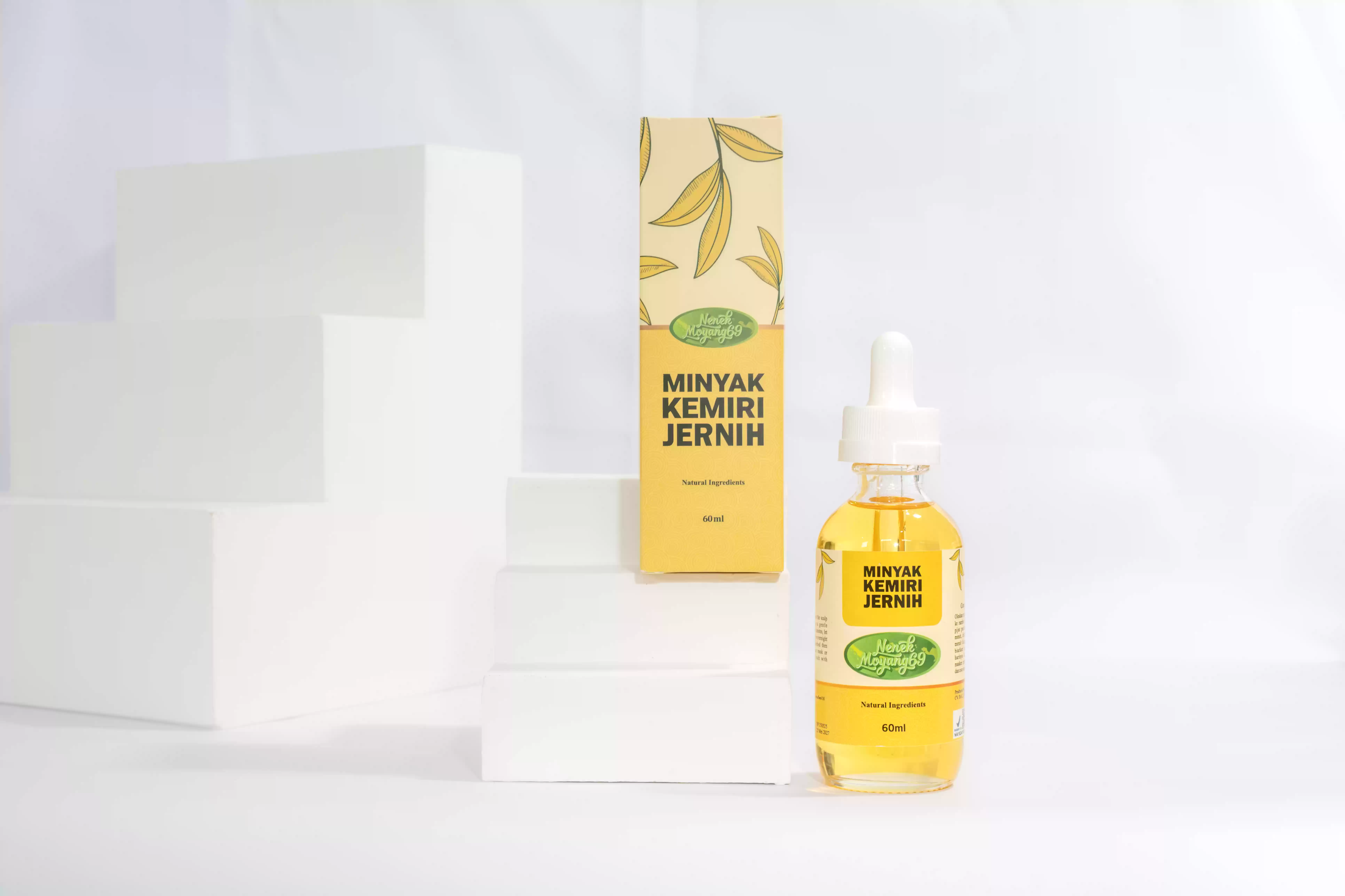 Minyak Kemiri Jernih