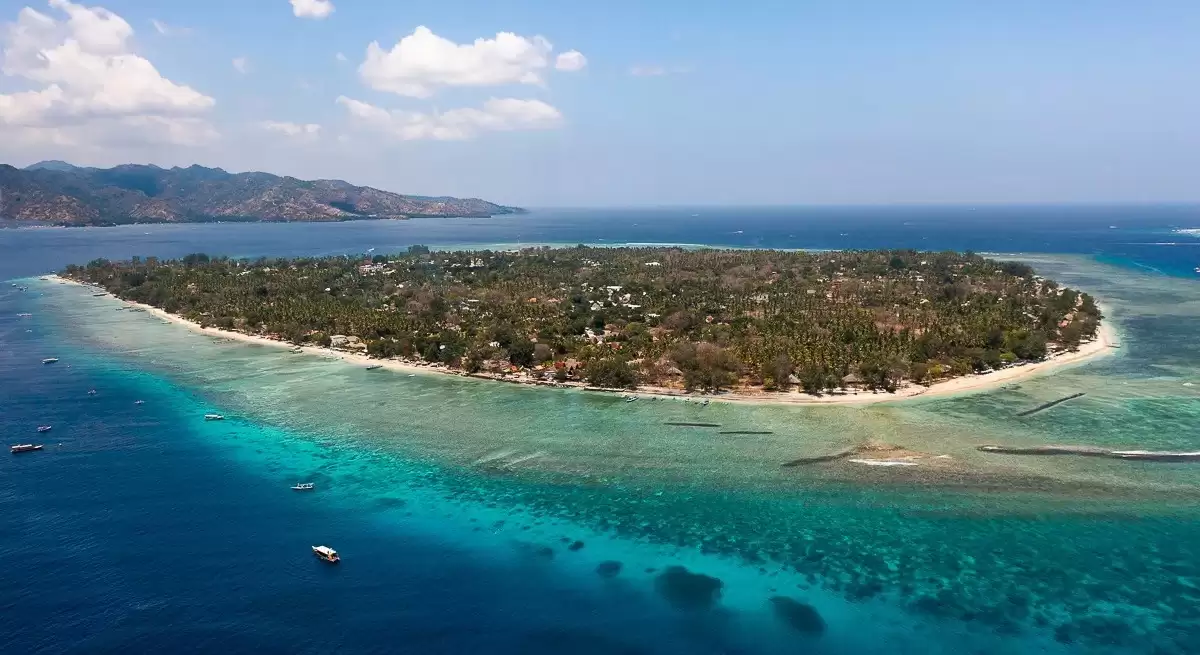 Gili Air Travel Guide 2026 – Beaches, Activities, Hotels & How to Get There