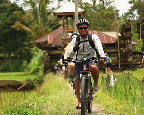 Downhill Cycling Tour + Balinese Cooking Class