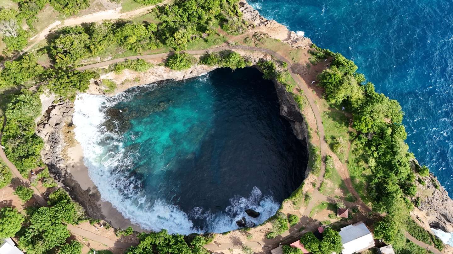 Menyelami Keindahan Tersembunyi Nusa Penida