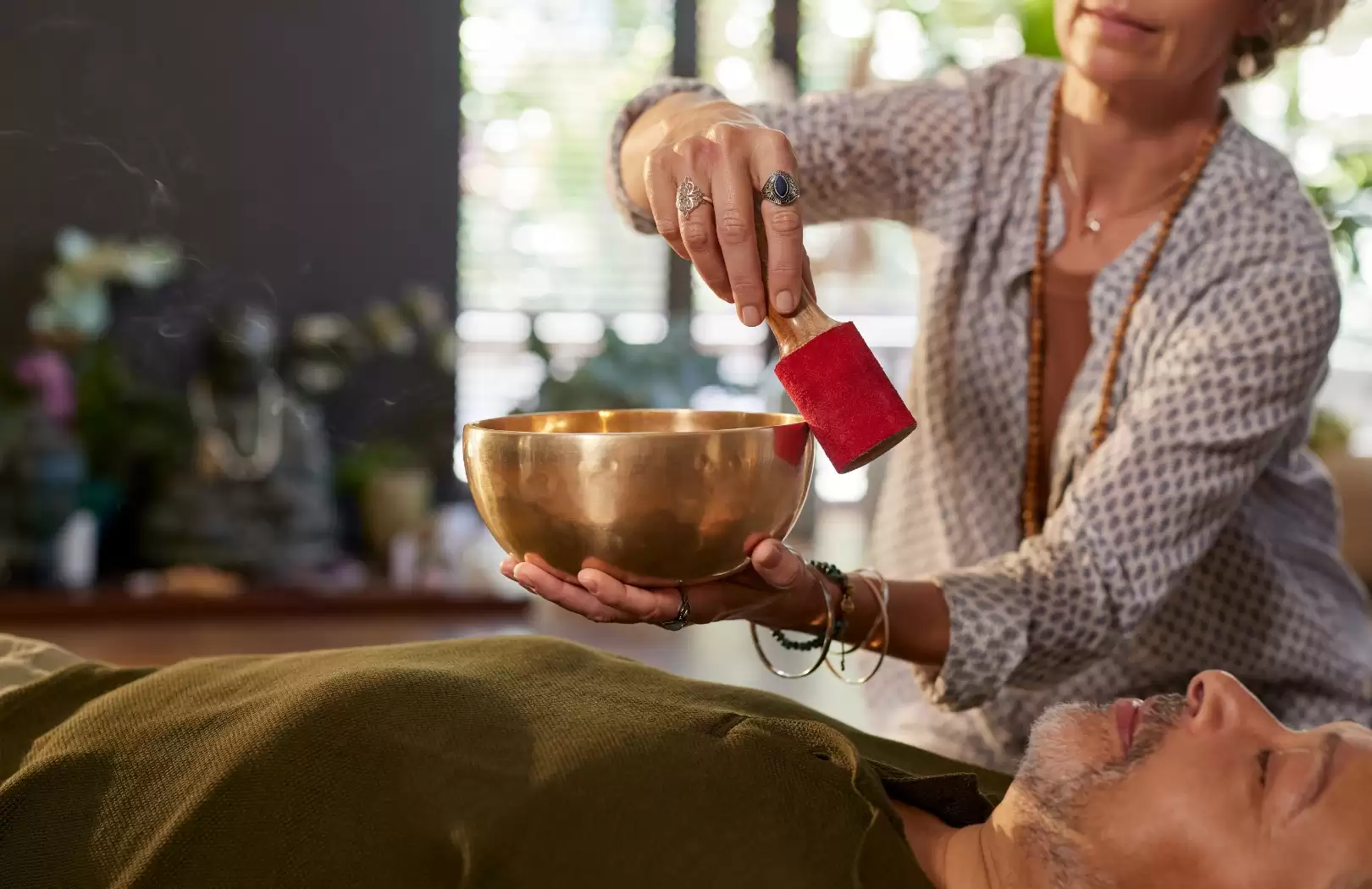 Tibetan singing bowls / sound healing