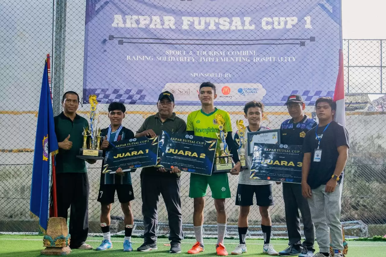 Sport Meets Education: AKPAR Denpasar Selenggarakan Futsal Cup I sebagai Praktikum MICE