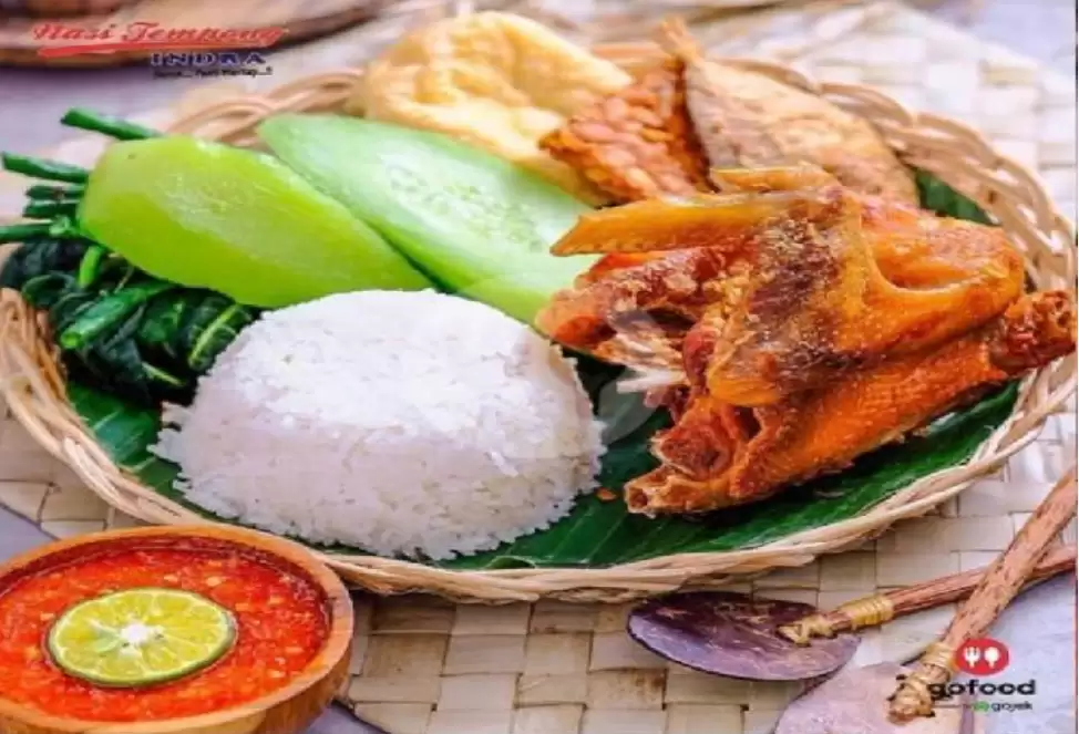 Paket Tour Hemat 2H 1M