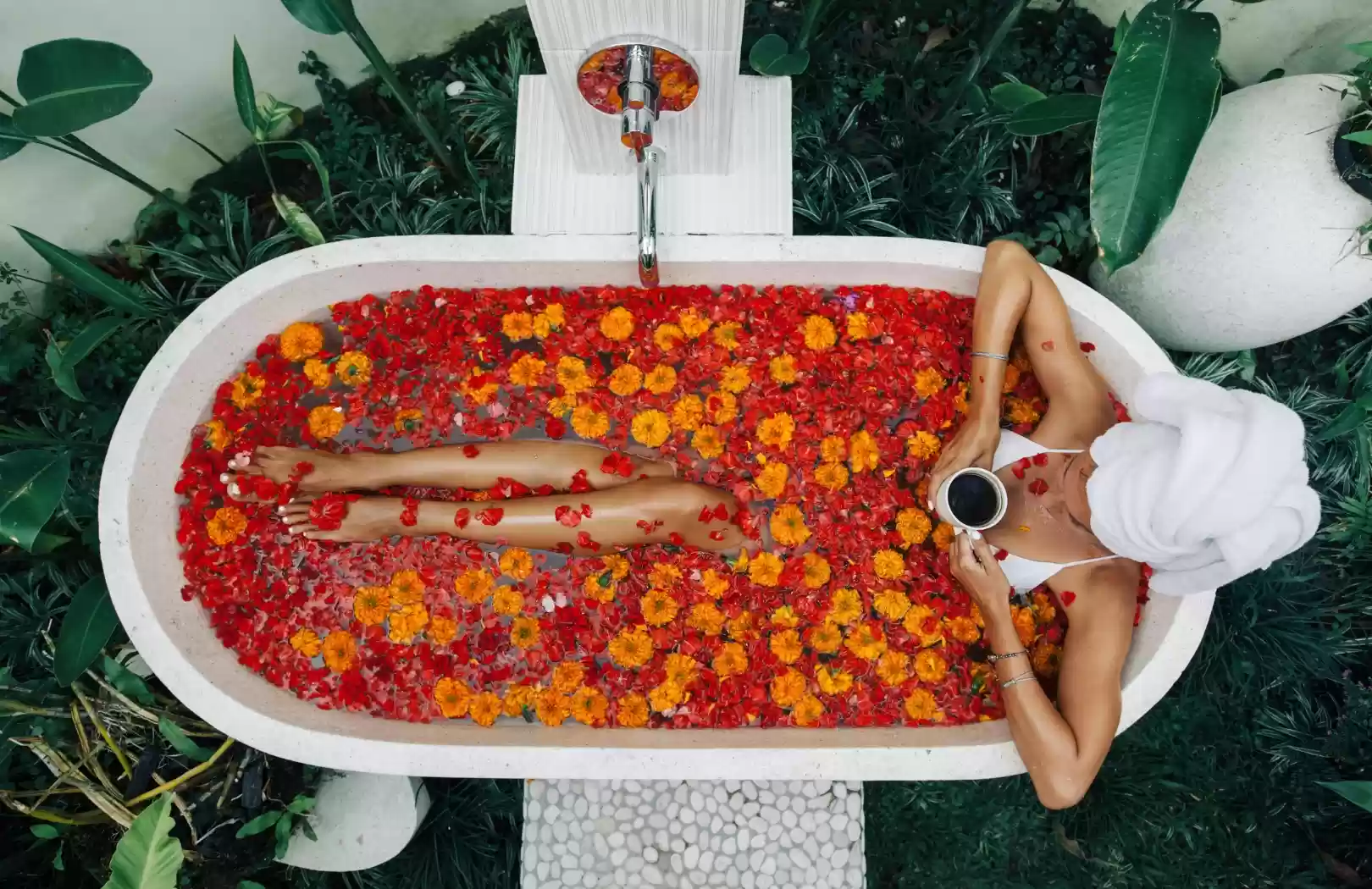 Why Bath Rituals Are Essential for Deep Relaxation and Skin Renewal