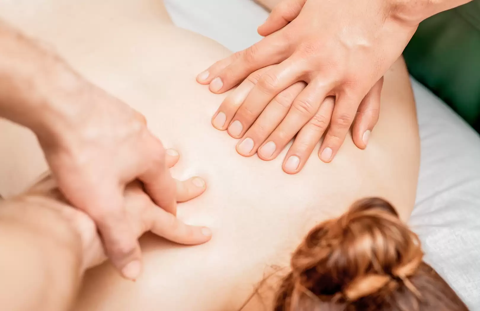 Four Hands Massage2