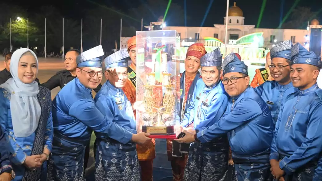 MTQ Ke-20 Rohil Resmi Dibuka, 616 Kafilah dari 18 Kecamatan Ramaikan Batu Enam