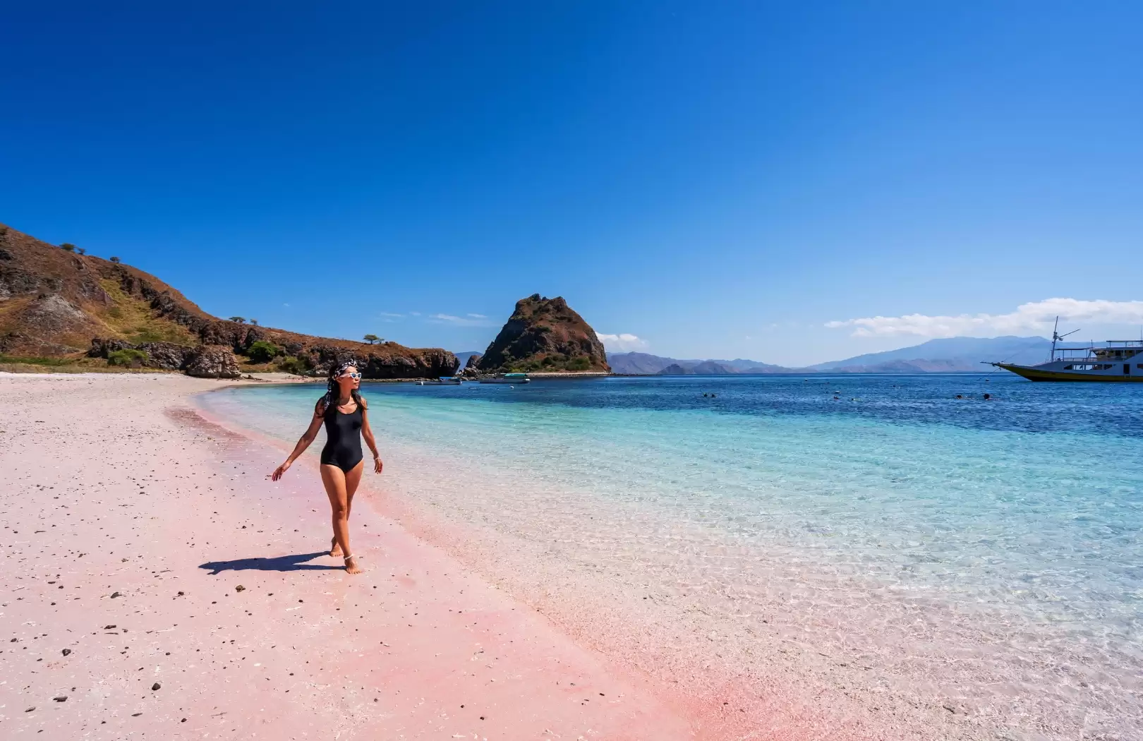 Komodo Trails 3 Days / 2 Nights