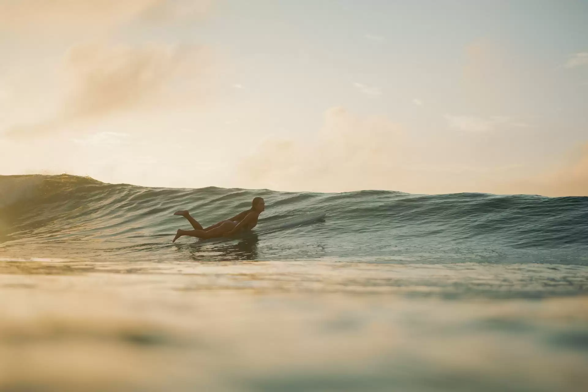 Best Canggu Resorts Near Surf Beaches for Wave Riders