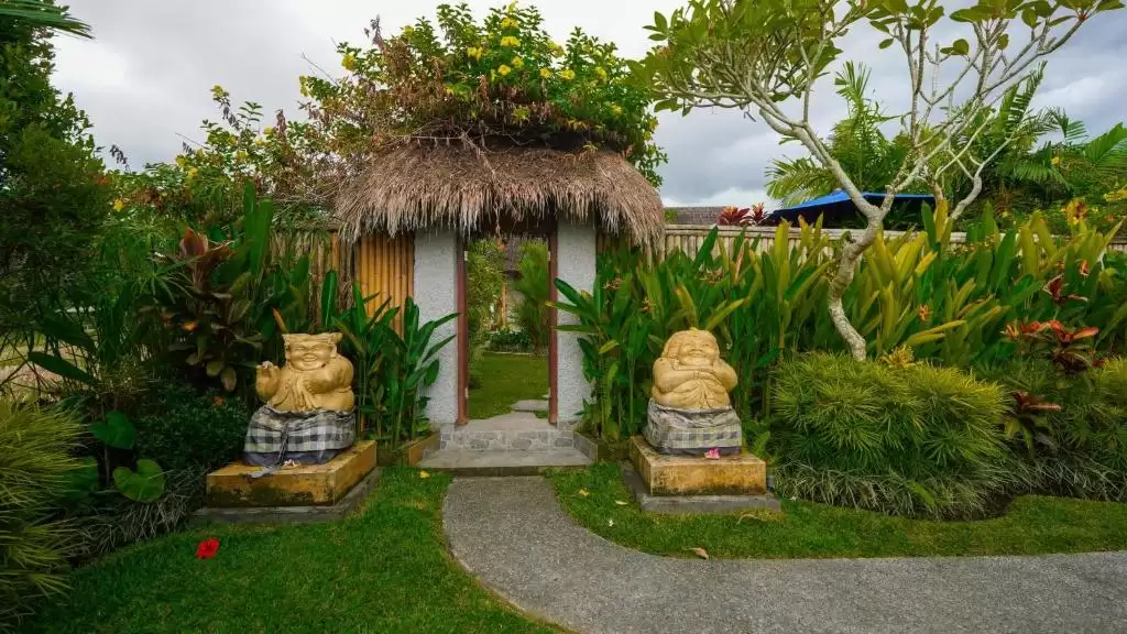 One-Bedroom Cottage Private Entrance