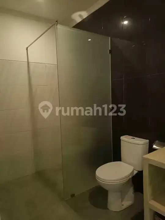 Vila Pribadi 3 Kamar Tidur, Berjarak Dekat dengan Pantai