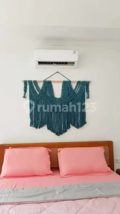 Vila Pribadi 3 Kamar Tidur, Berjarak Dekat dengan Pantai