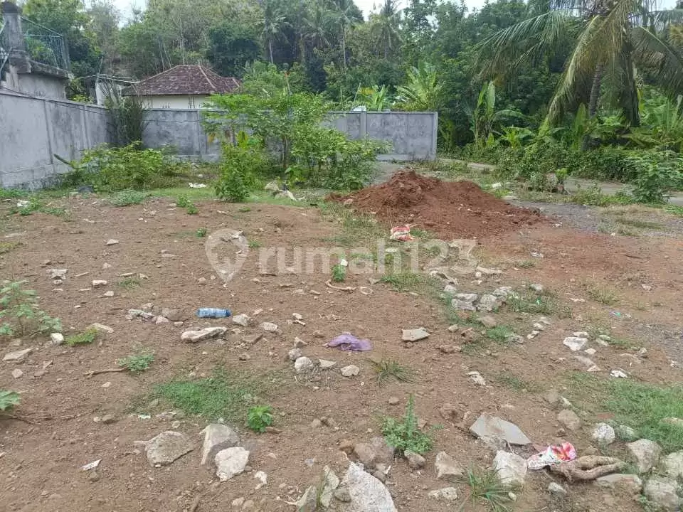 Tanah Strategis Dekat Pusat Lovina Siap Bangun di Area Villa