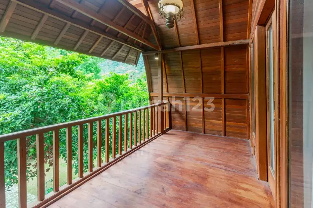 Villa Liburan 2 Kamar Tidur di Pusat Pantai Pemuteran Cocok untuk Snorkeling dan Diving