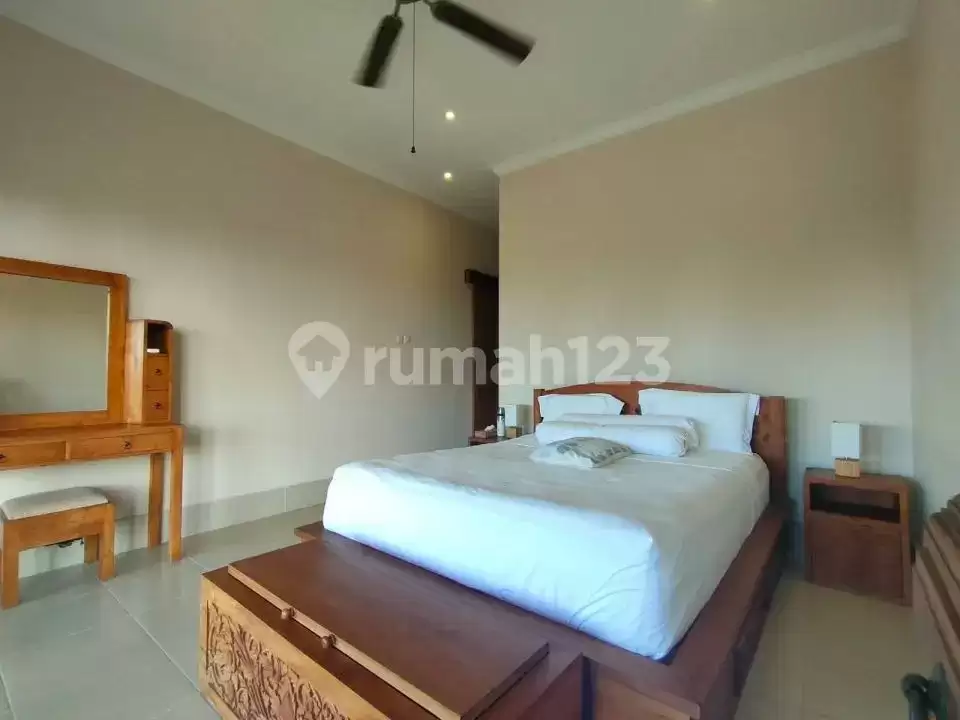Villa Mewah 3 Kamar Tidur dengan Green dan Ocean View di Lovina