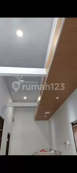 Rumah 2 Lantai 5 Kamar di Pusat Kota Singaraja Dekat Kantor Bupati