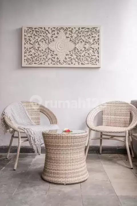 Villa Tropis Privat 3 Kamar Tidur di Area Potensial
