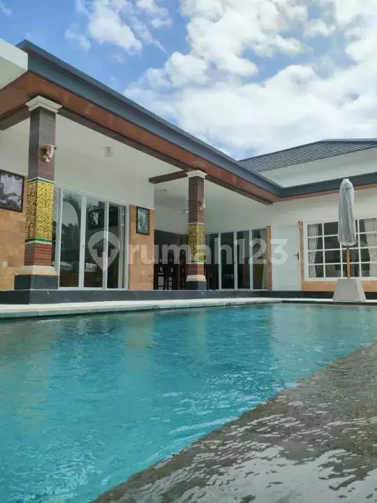 Villa Modern 5 Kamar Tidur Cocok untuk Hunian Pribadi dan Bisnis Dekat Pusat Lovina