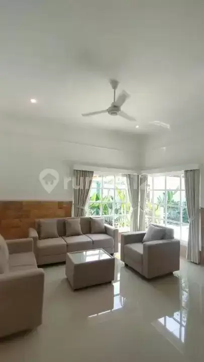 Villa Modern 5 Kamar Tidur Cocok untuk Hunian Pribadi dan Bisnis Dekat Pusat Lovina