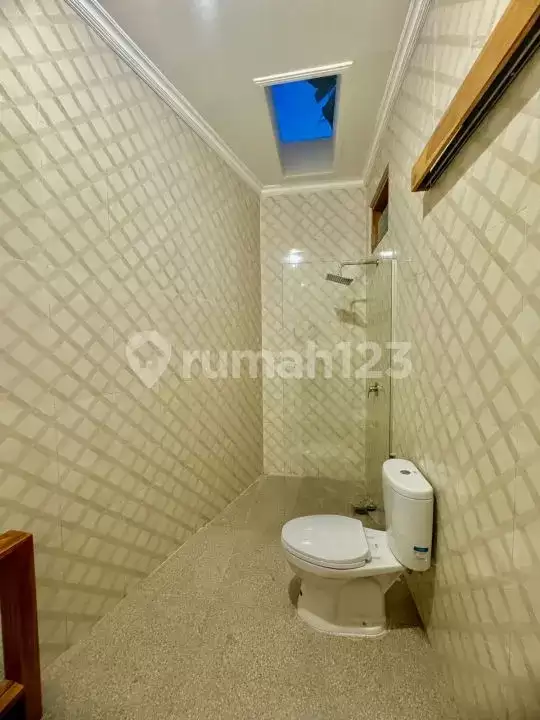 Villa Privat 2 Kamar Tidur Cocok untuk Bisnis dan Hunian Dekat Lovina