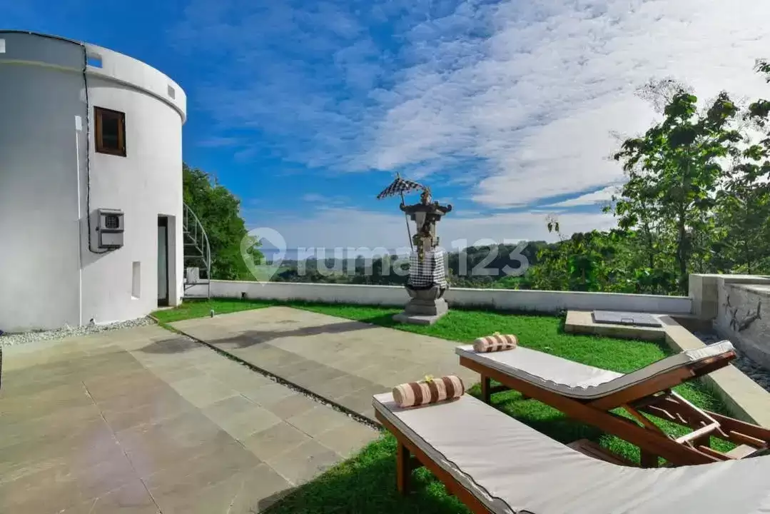Villa Ocean View 3 Kamar Tidur dengan Desain Ikonik di Kayuputih, Lovina