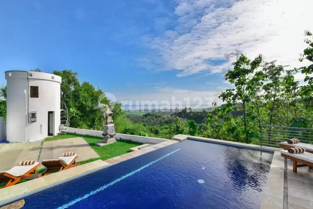 Villa Ocean View 3 Kamar Tidur dengan Desain Ikonik di Kayuputih, Lovina