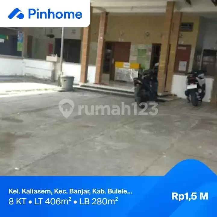 Rumah 8 Kamar Tidur Walking Distance ke Pantai dan Pepito di Lovina