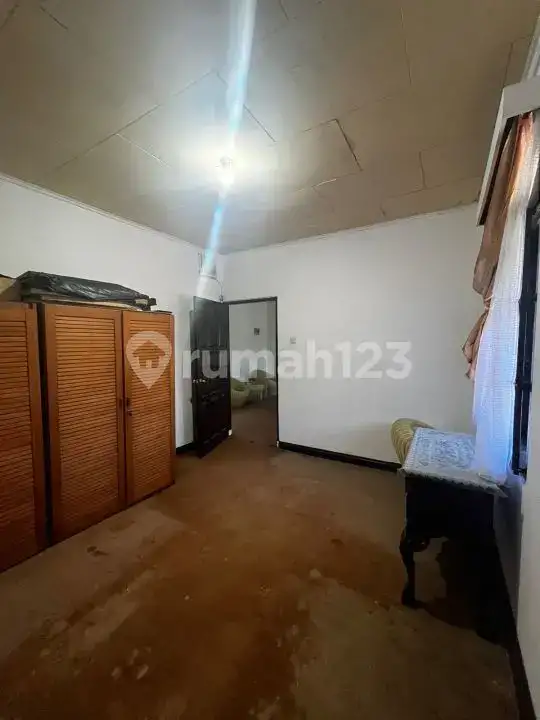 Villa Modern 2 Lantai di Denpasar Timur Dekat Pantai Padang Galak