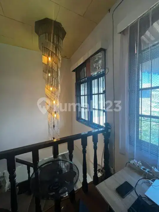Villa Modern 2 Lantai di Denpasar Timur Dekat Pantai Padang Galak