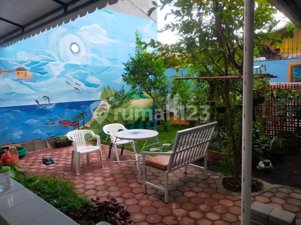 Villa Modern 2 Lantai di Denpasar Timur Dekat Pantai Padang Galak