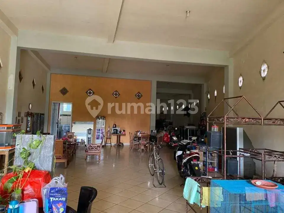 Ruko dan Rumah Pribadi Strategis di Pusat Singaraja Cocok untuk Usaha