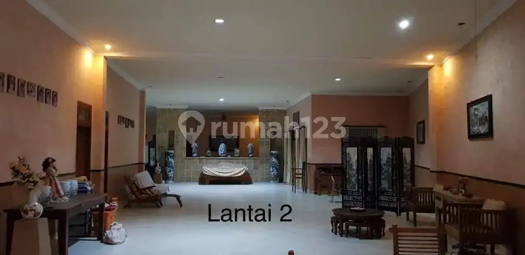 Ruko dan Rumah Pribadi Strategis di Pusat Singaraja Cocok untuk Usaha