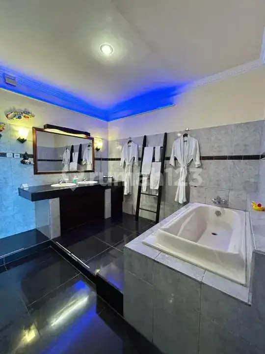 Hotel 15 Kamar Dekat Pusat dan Pantai Lovina Siap Menghasilkan