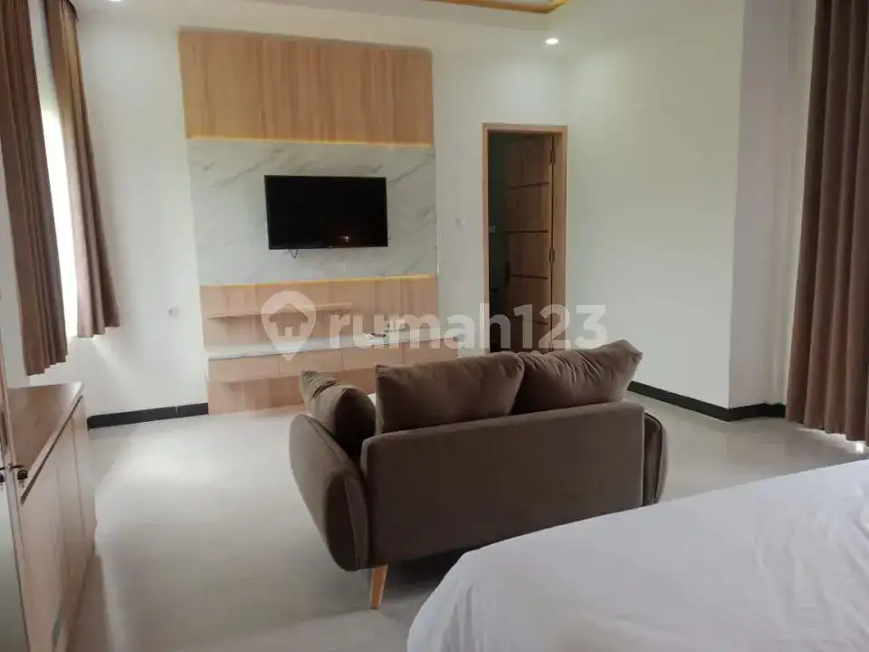 Villa Baru 2 Lantai dengan View Sawah dan Perbukitan di Central Lovina