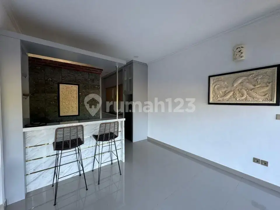 Villa Modern 2 Kamar Tidur di Area Tenang Dekat Pantai Lovina