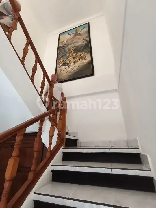 Villa 3 Kamar Tidur di Pusat Lovina Hanya 5 Menit Jalan Kaki ke Pantai