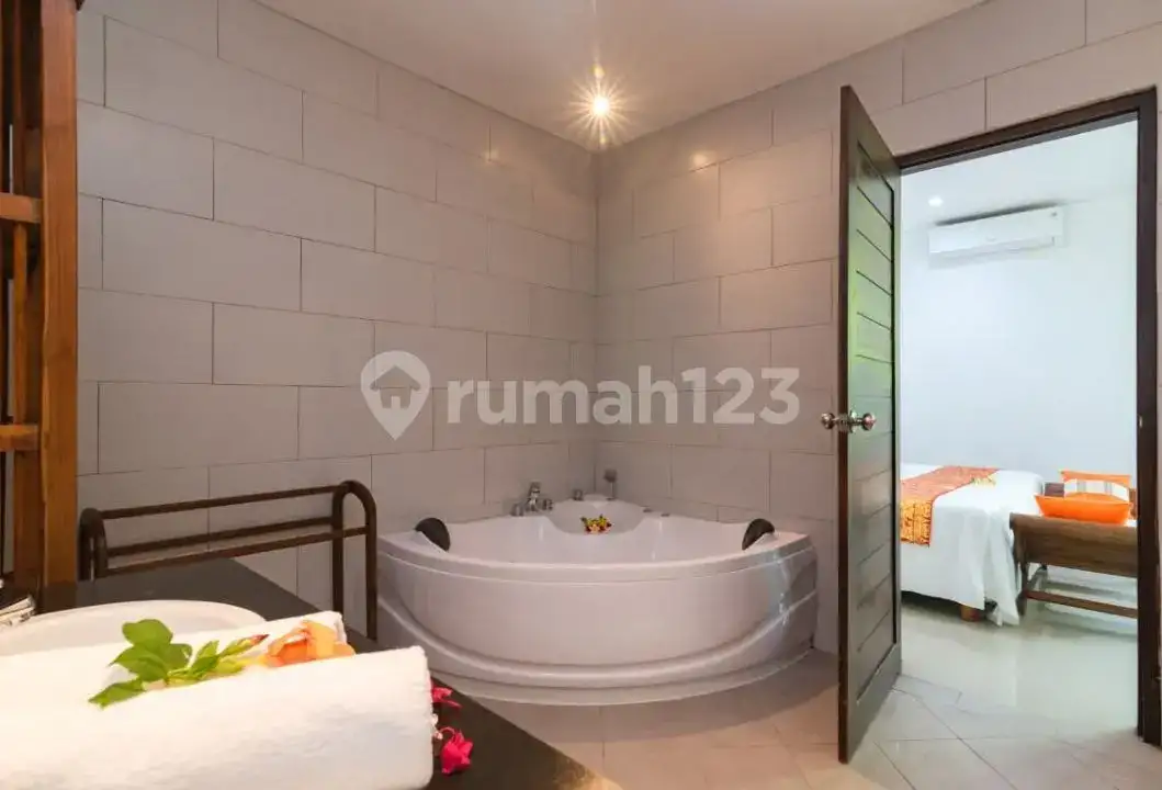 2 Unit Villa Modern Dekat Pusat Lovina Cocok untuk Hunian dan Bisnis