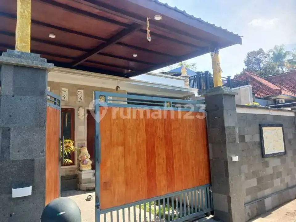 Semi Villa dengan Kolam Renang Dekat Kota Singaraja Bali