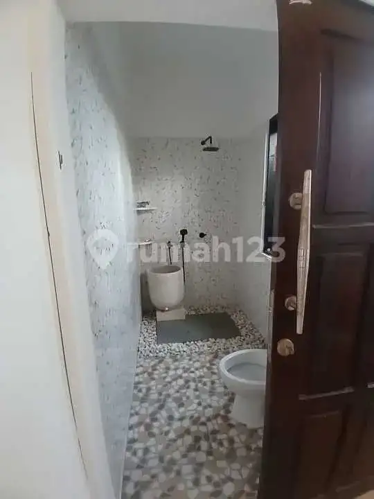 Semi Villa dengan Kolam Renang Dekat Kota Singaraja Bali