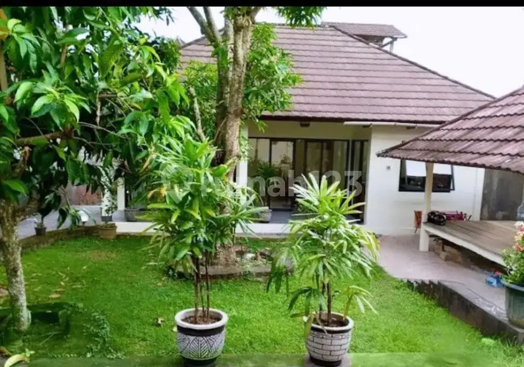 Villa 8 Kamar Tidur dengan Pemandangan Fantastis di Abang Karangasem
