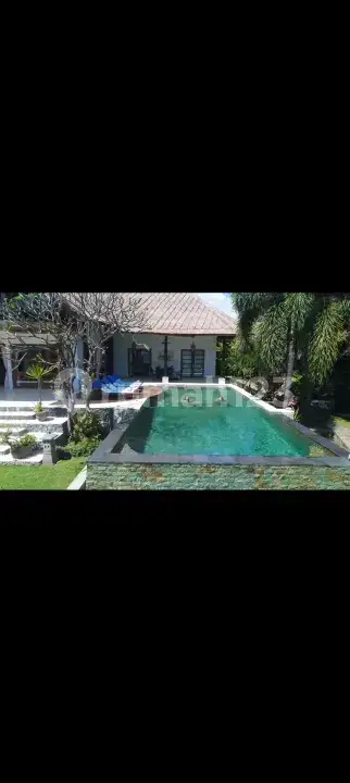 Villa Beach Front 3 Kamar Tidur di Umeanyar Bali Utara